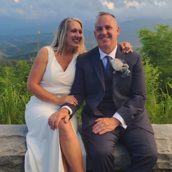 Meet your Posher, Katie - Picture 1 of 1